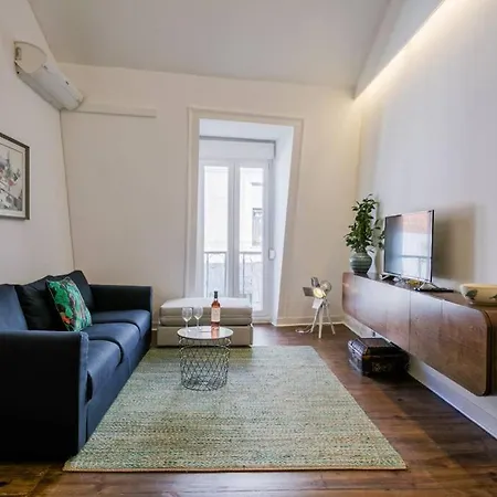 شقة 2 Bedroom With Ac Next To Avenida Da Liberdade