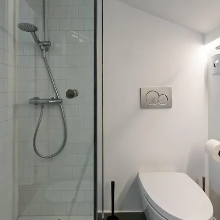 Appartamento 2 Bedroom With Ac Next To Avenida Da Liberdade Lisbona