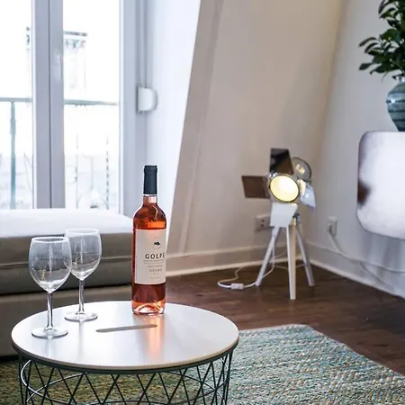 2 Bedroom With Ac Next To Avenida Da Liberdade * Lisbona