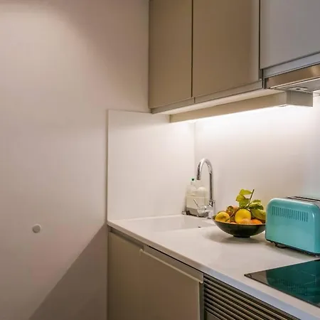 2 Bedroom With Ac Next To Avenida Da Liberdade Lisbon